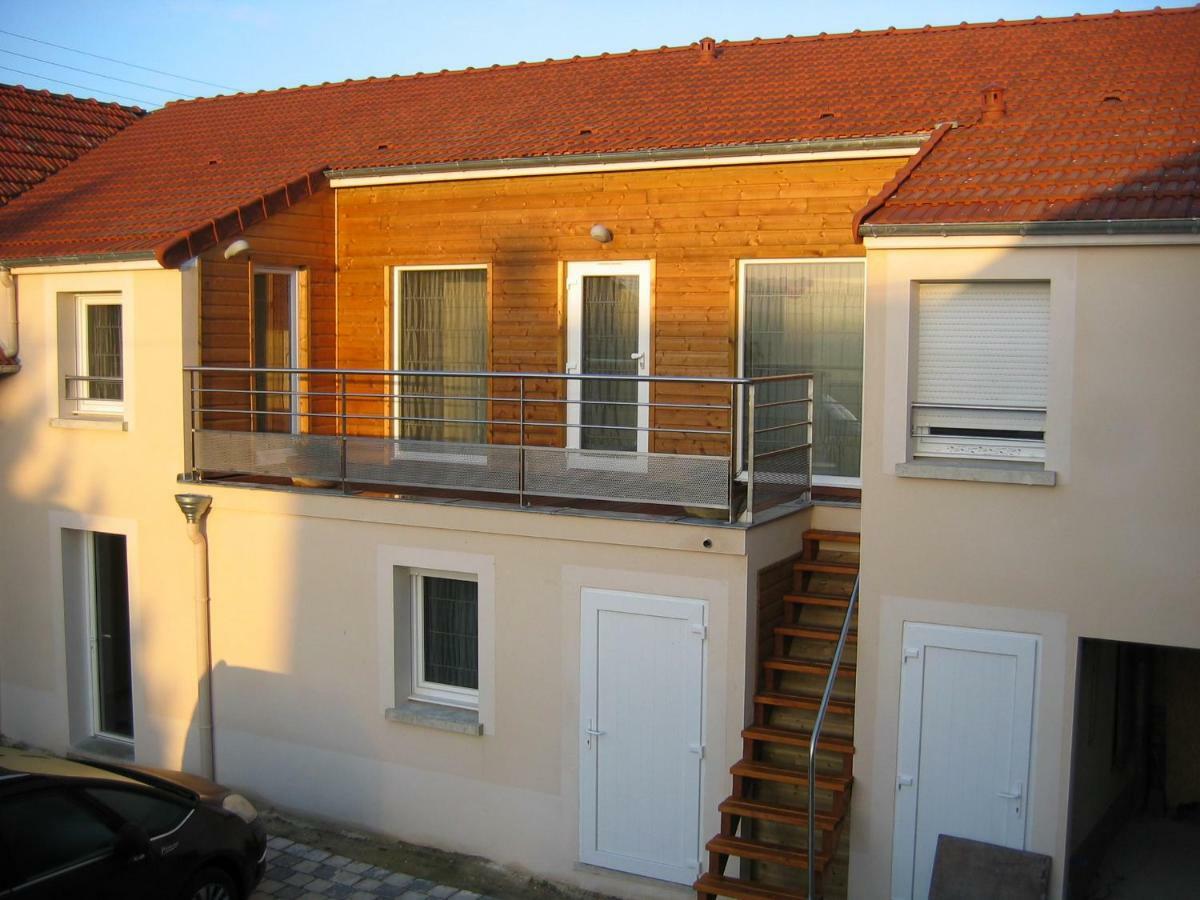 Champagne Et Chambres D'Hotes Pierre Trichet Trois-Puits Ngoại thất bức ảnh